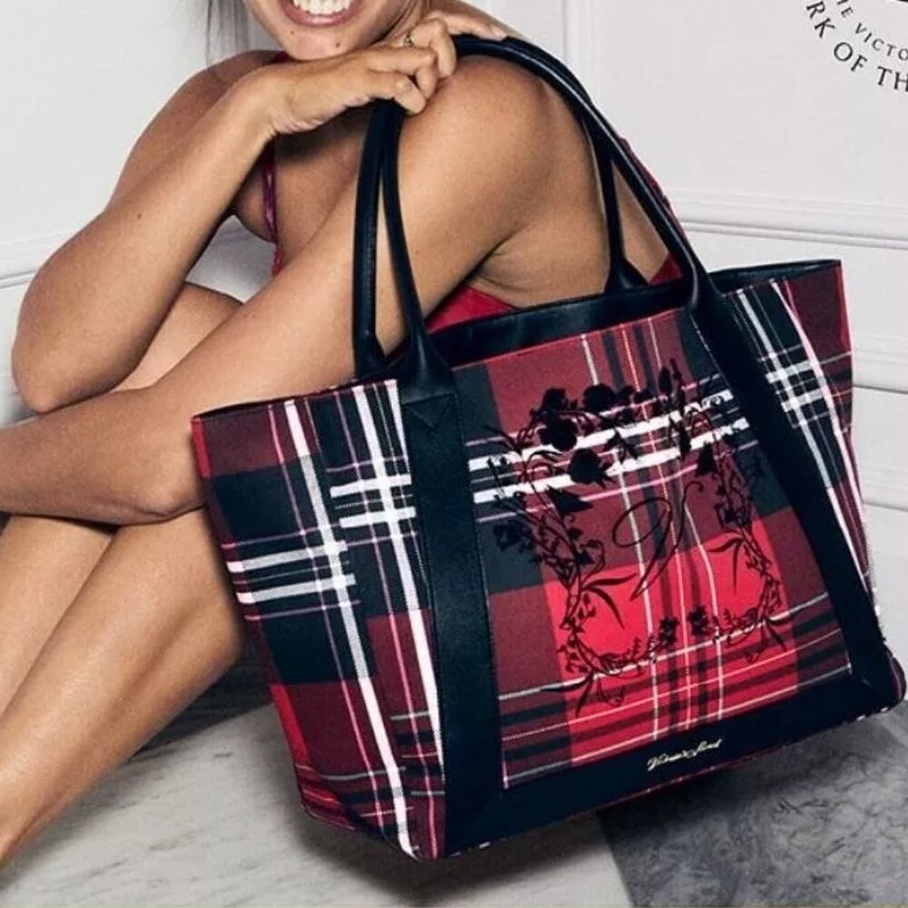 NWT 2020 VS Victoria’s Secret Punk Plaid Weekender Tote Carry-On Overnight Bag